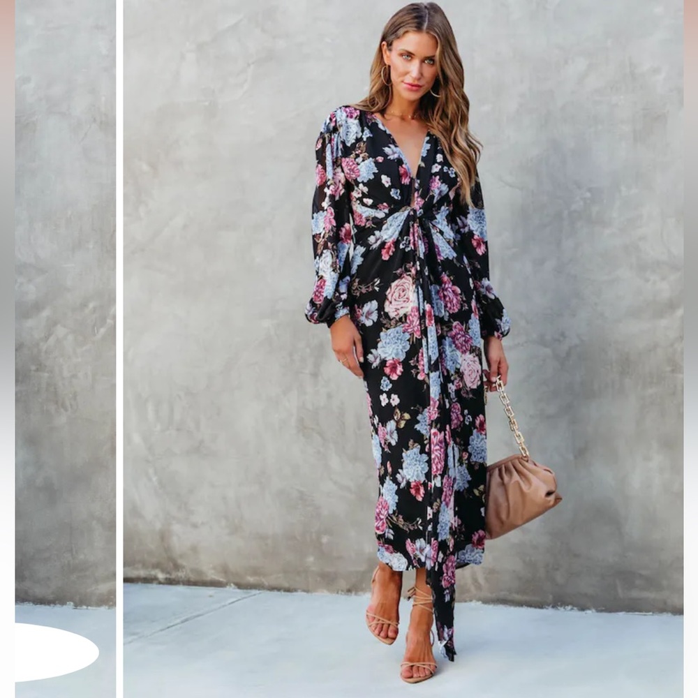 Vici (Dee Elly) - HOLLEY FLORAL TWIST FRONT MAXI DRESS